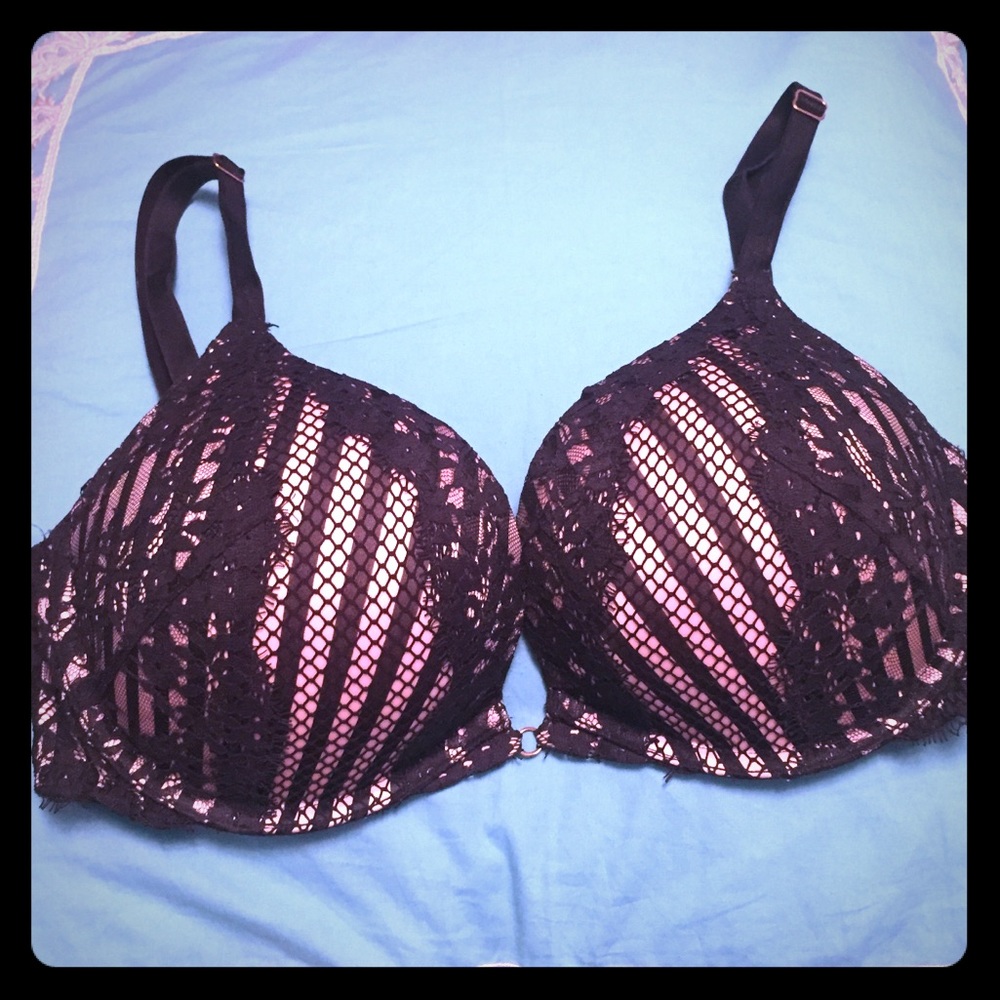 Victoria Secret Bombshell Bra 34D